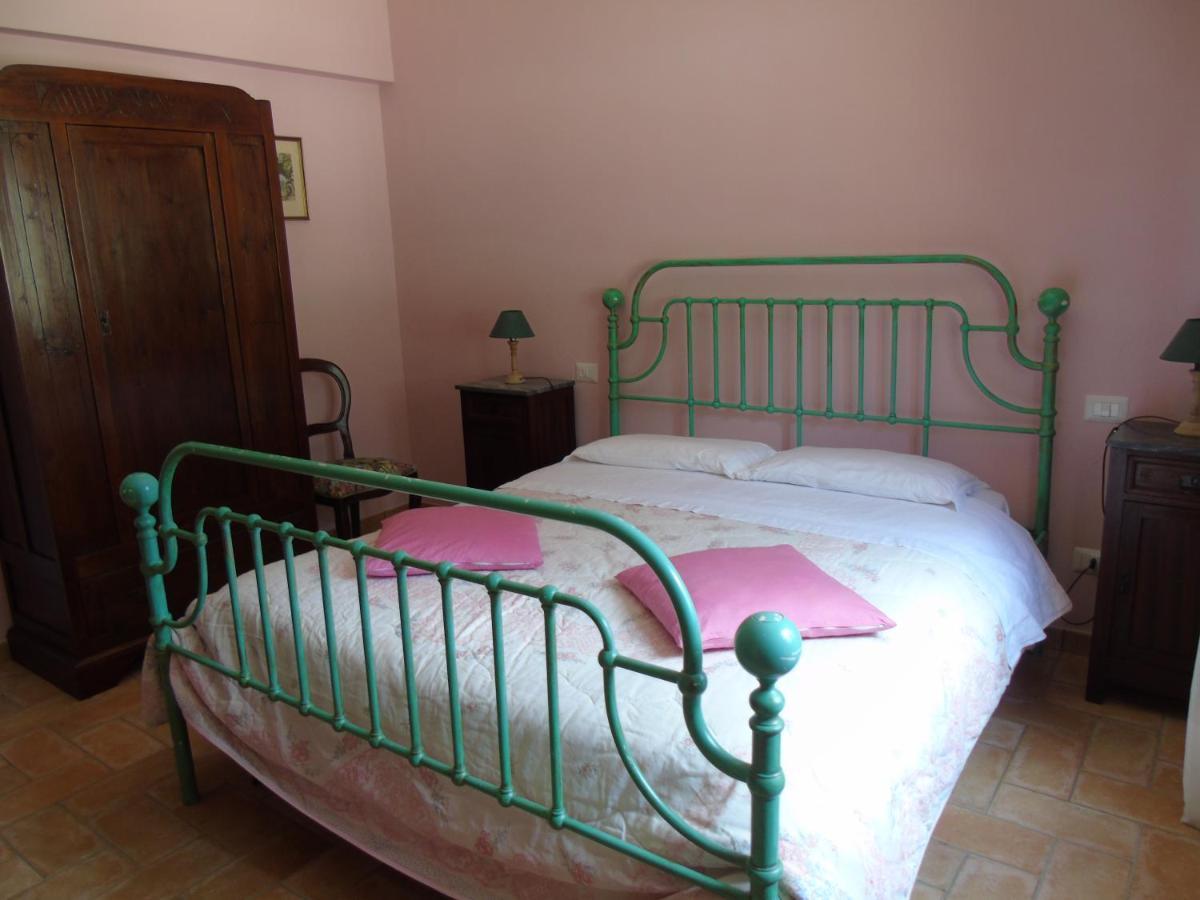 Agriturismo Camera Rosa 托迪 外观 照片