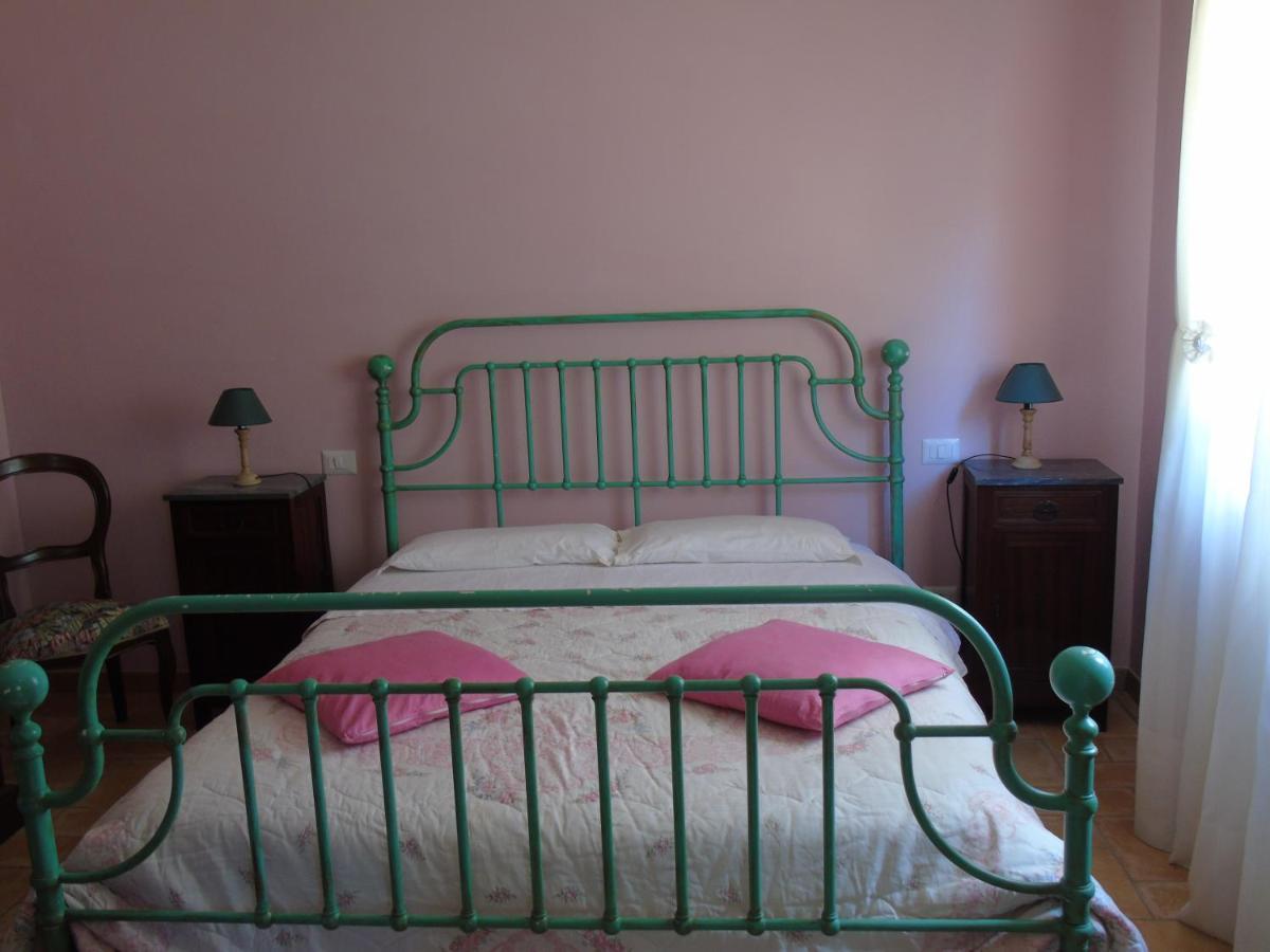 Agriturismo Camera Rosa 托迪 外观 照片