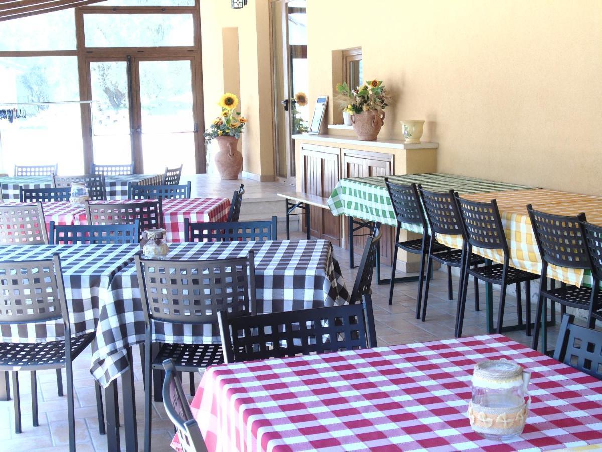 Agriturismo Camera Rosa 托迪 外观 照片