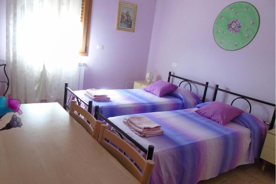 Agriturismo Camera Rosa 托迪 外观 照片